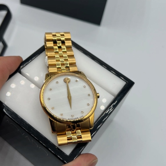 MOVADO Museum Classic Mother of Pearl Dial Gold Tone - Picture 4 of 8